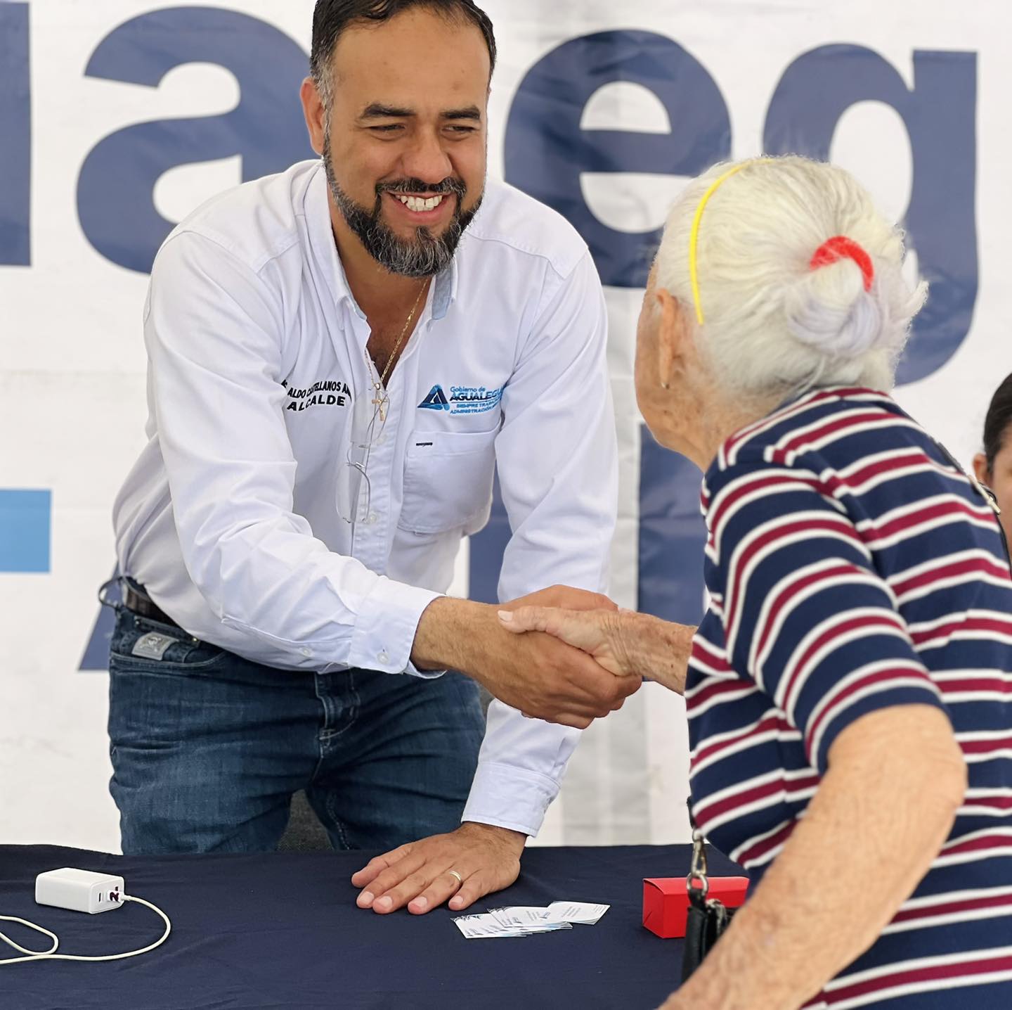 Gobierno Cercano 3